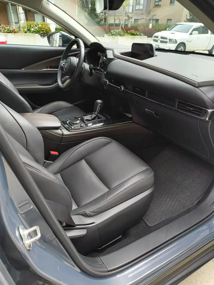 Mazda CX-30 fotografie Mazda CX-30