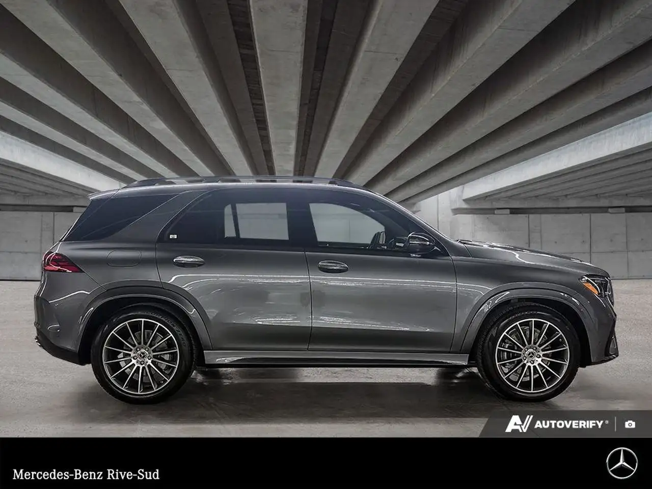 Mercedes-Benz GLE снимка Mercedes-Benz GLE