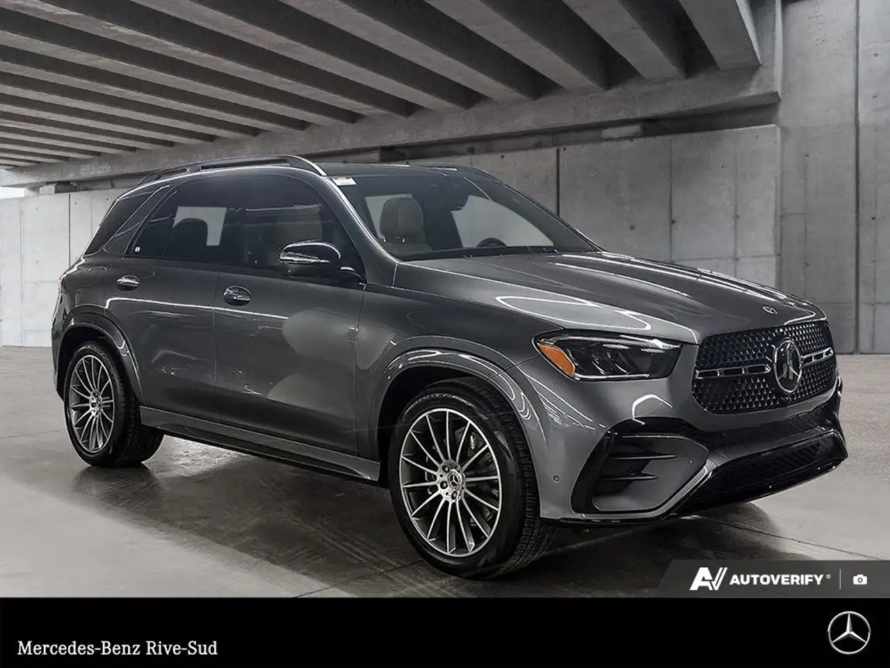 Mercedes-Benz GLE снимка Mercedes-Benz GLE