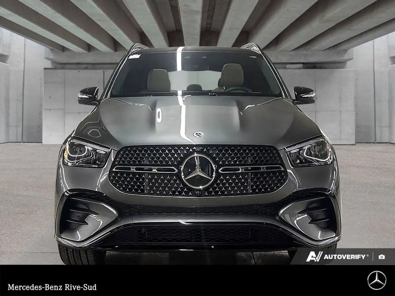 Mercedes-Benz GLE снимка Mercedes-Benz GLE