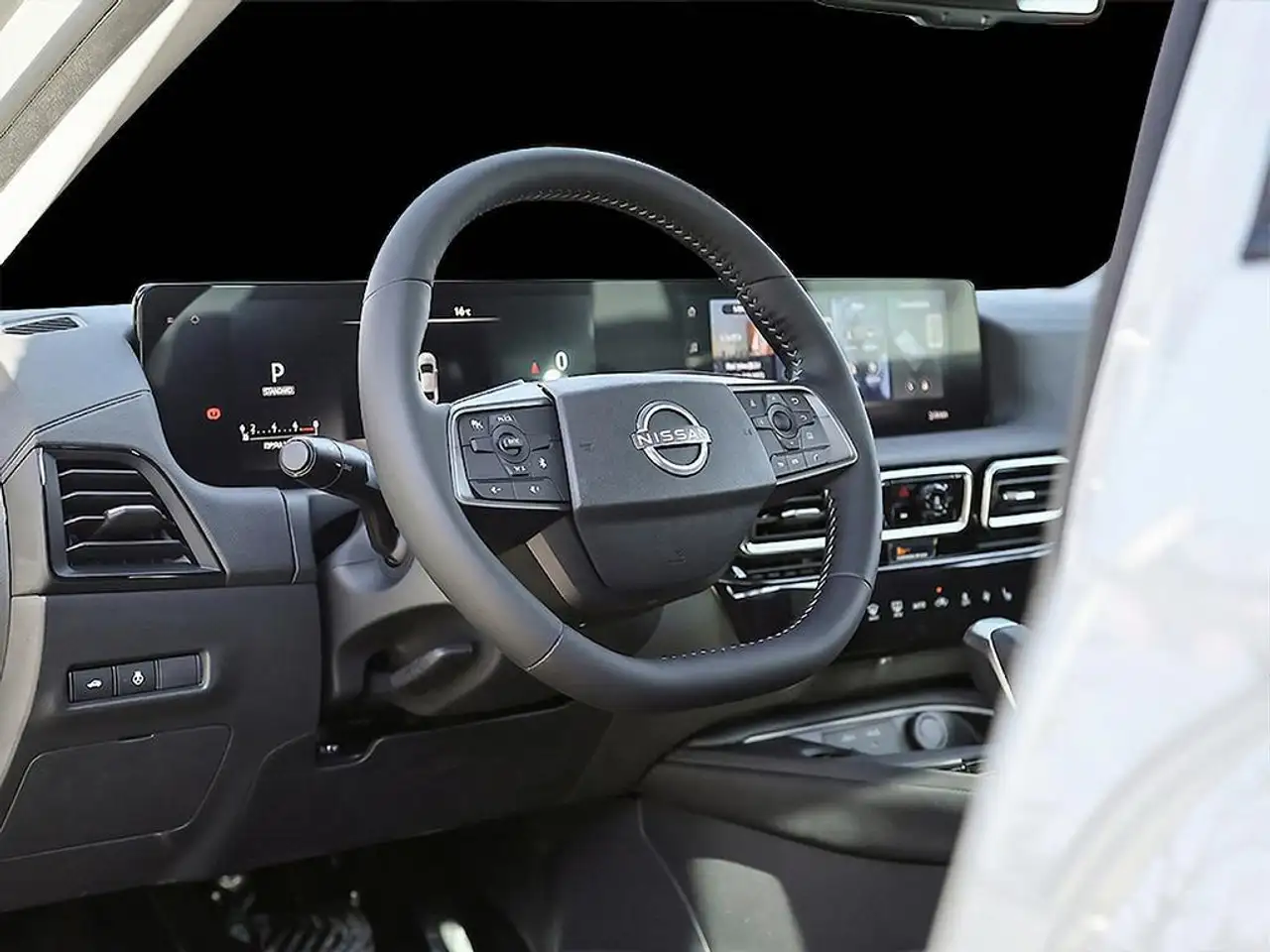 Nissan Sentra photo Nissan Sentra