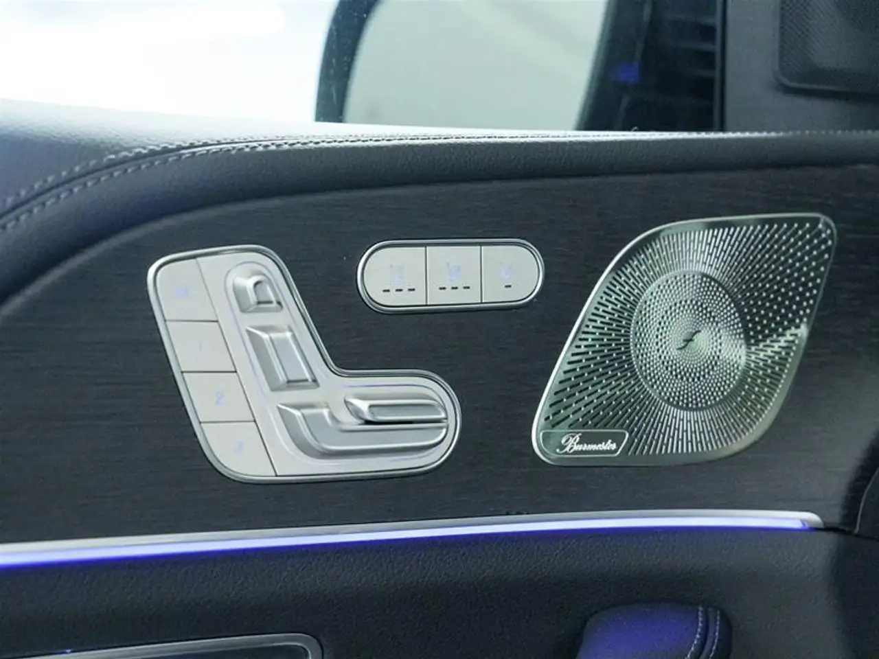 Mercedes-Benz GLE снимка Mercedes-Benz GLE