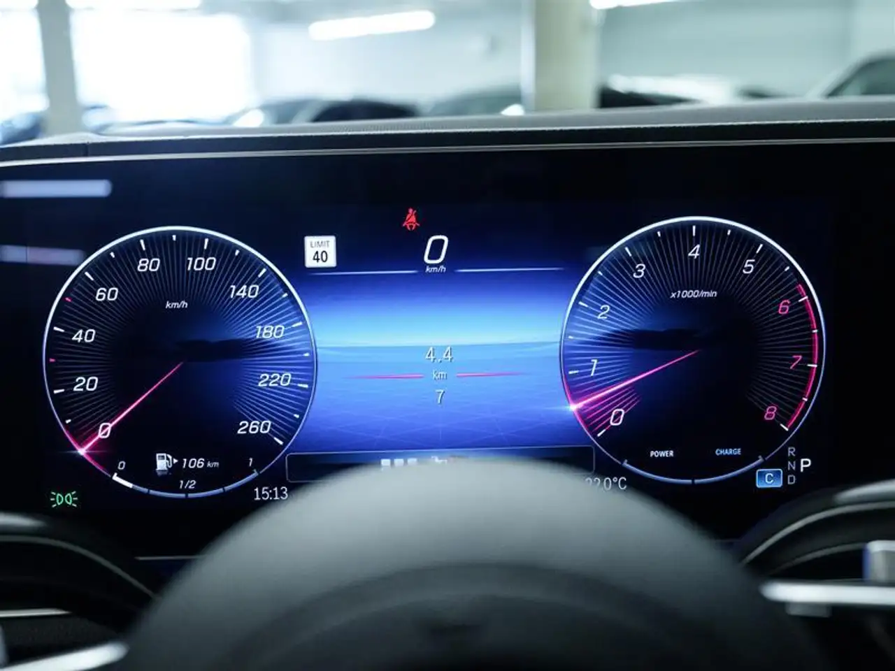 Mercedes-Benz GLE снимка Mercedes-Benz GLE