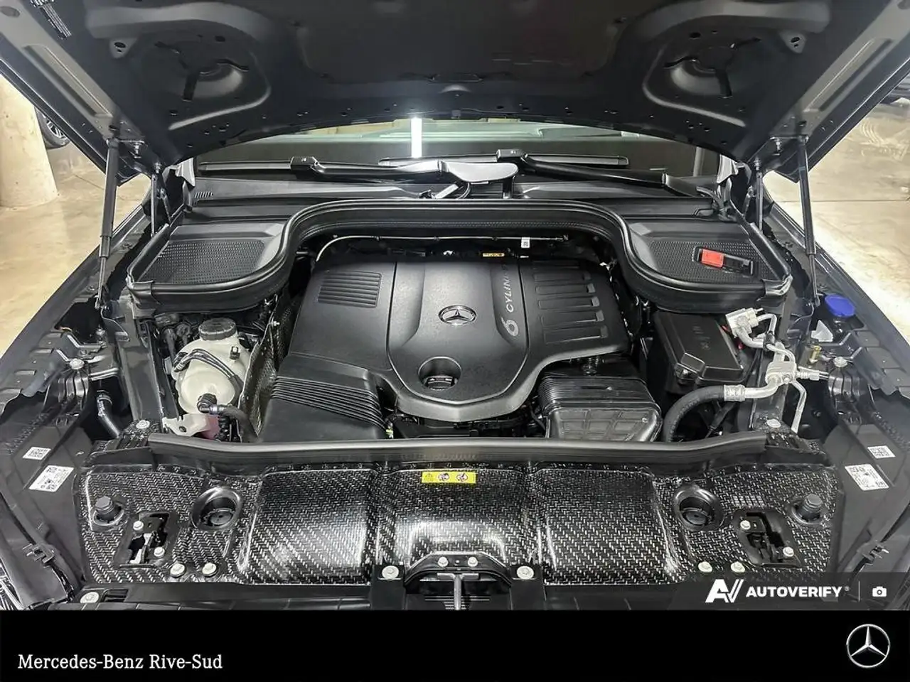 Mercedes-Benz GLE снимка Mercedes-Benz GLE