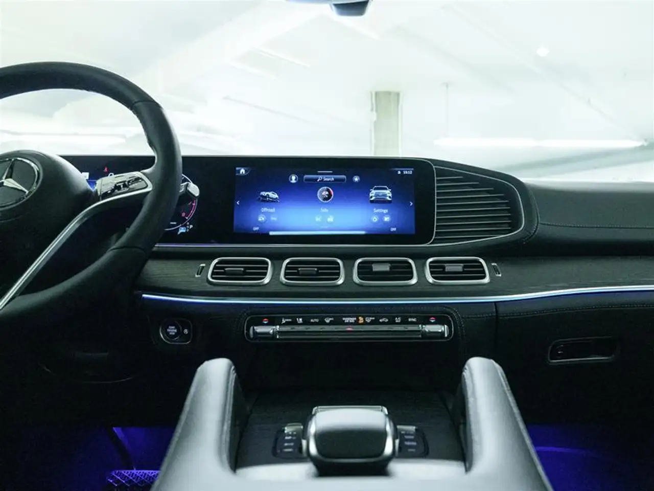 Mercedes-Benz GLE снимка Mercedes-Benz GLE