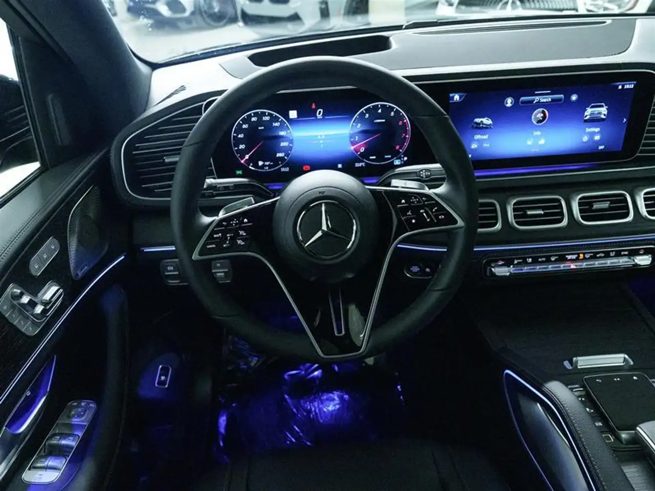 Mercedes-Benz GLE снимка Mercedes-Benz GLE