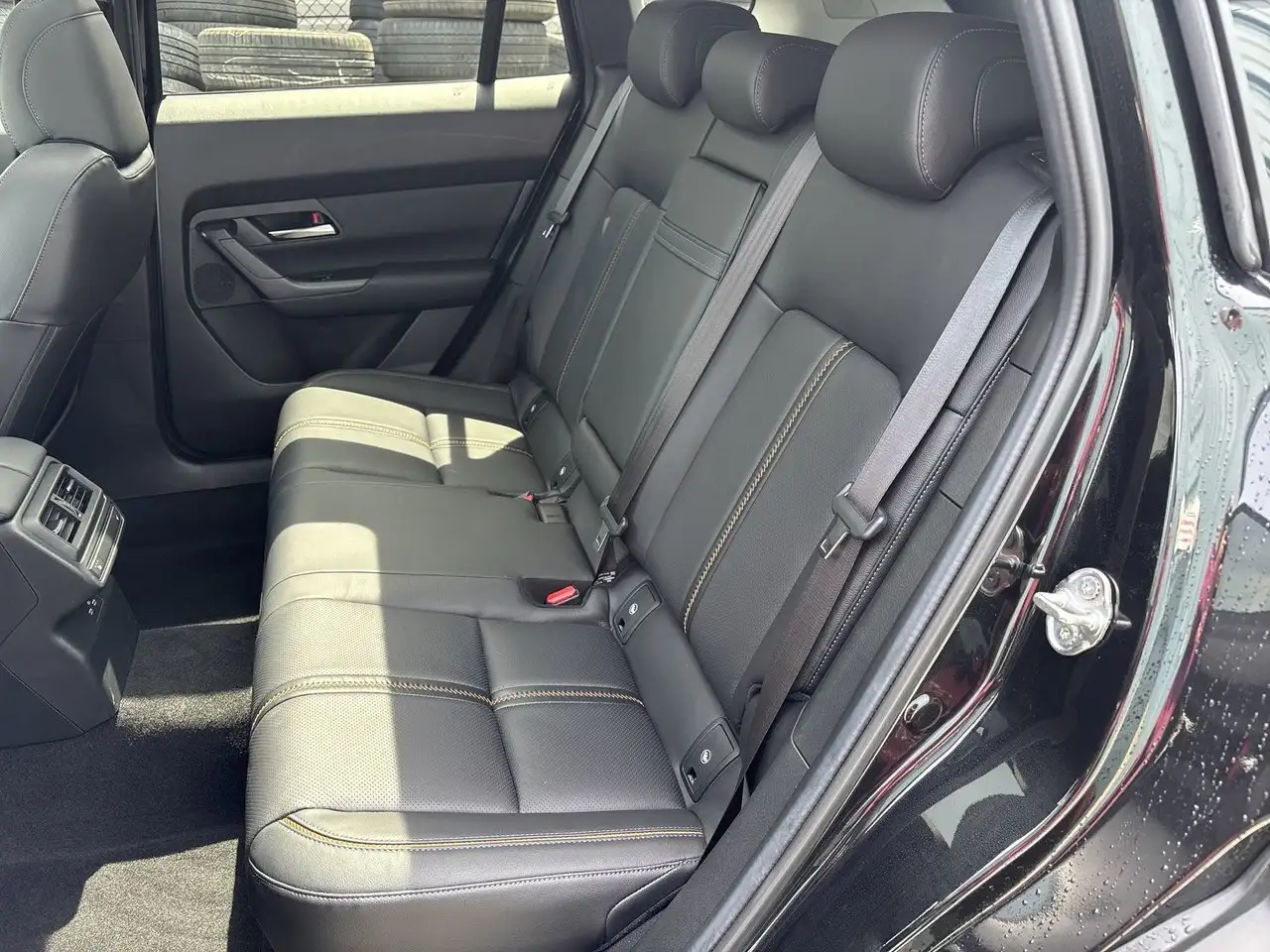 Mazda CX-50 photo Mazda CX-50