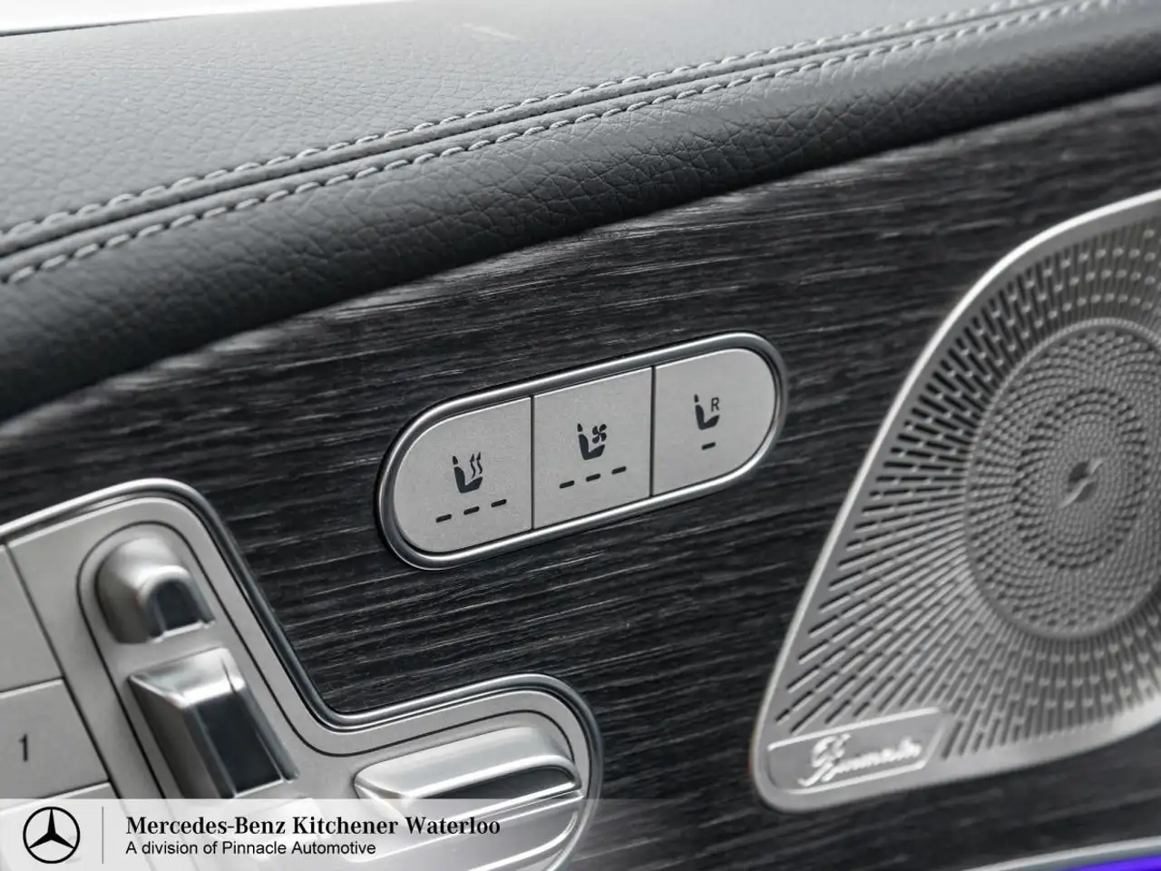 Mercedes-Benz GLE снимка Mercedes-Benz GLE