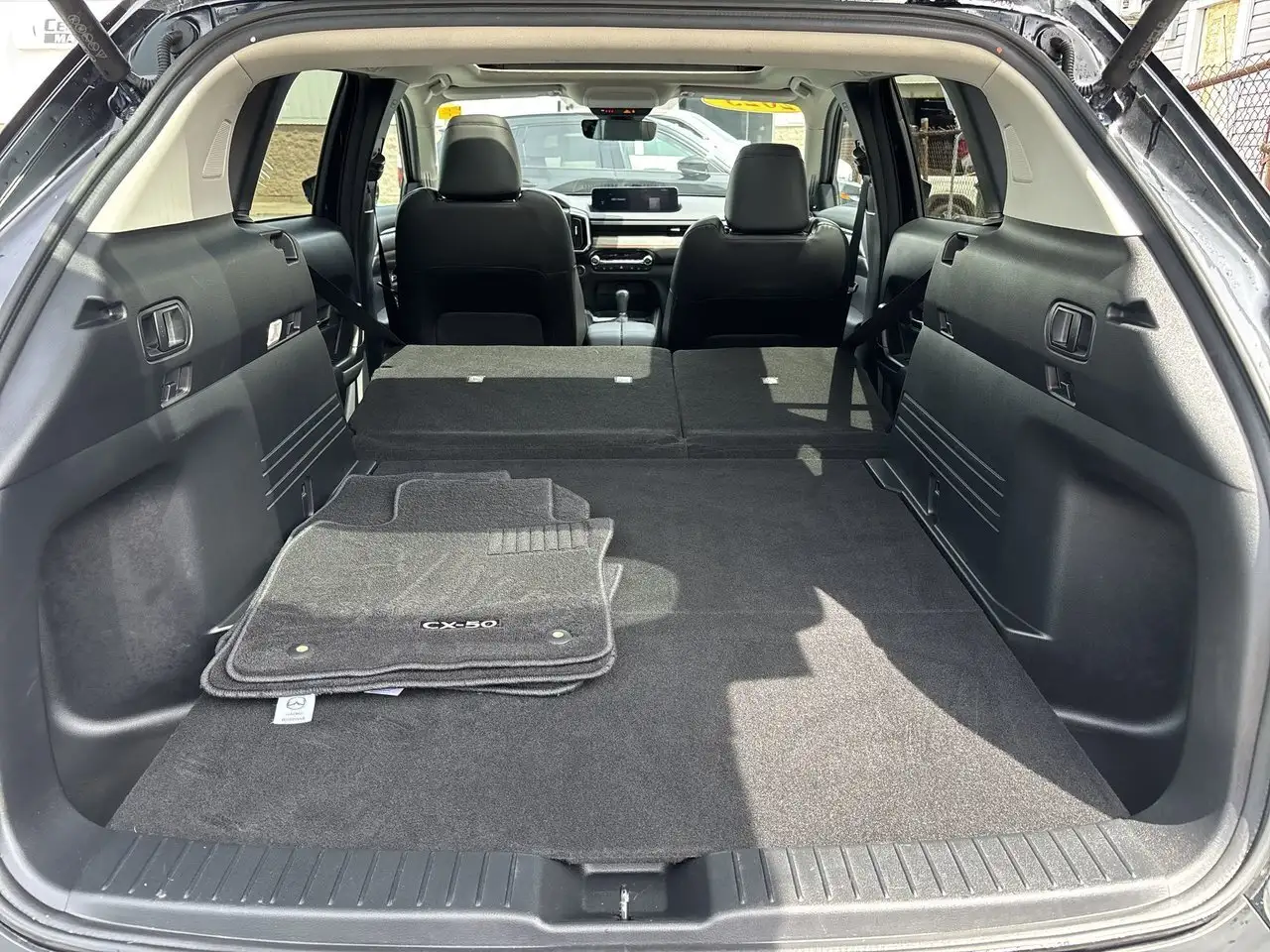 Mazda CX-50 photo Mazda CX-50