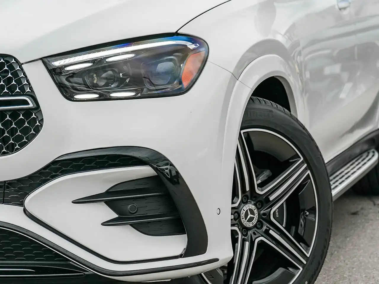 Mercedes-Benz GLE снимка Mercedes-Benz GLE