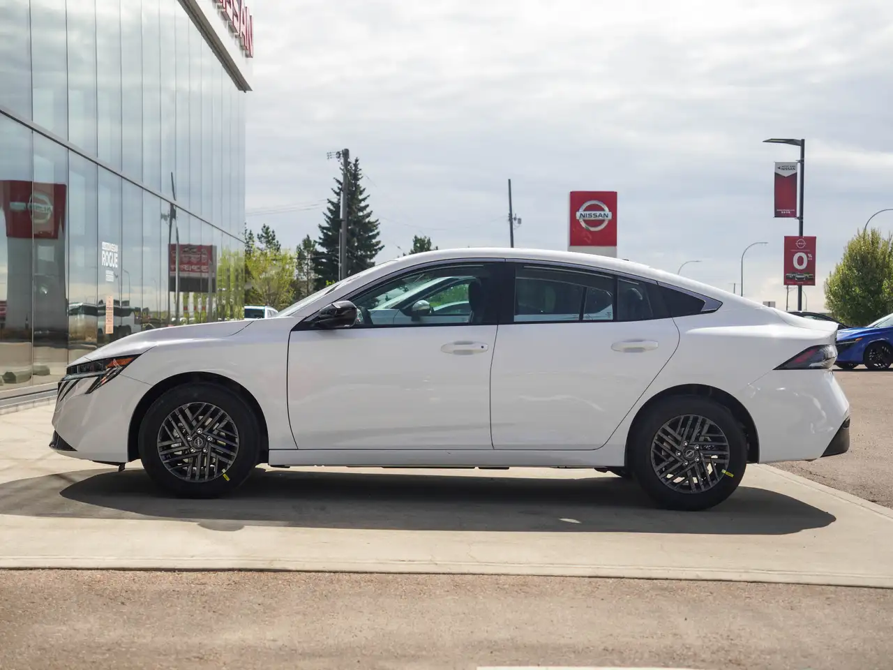 Nissan Sentra снимка Nissan Sentra