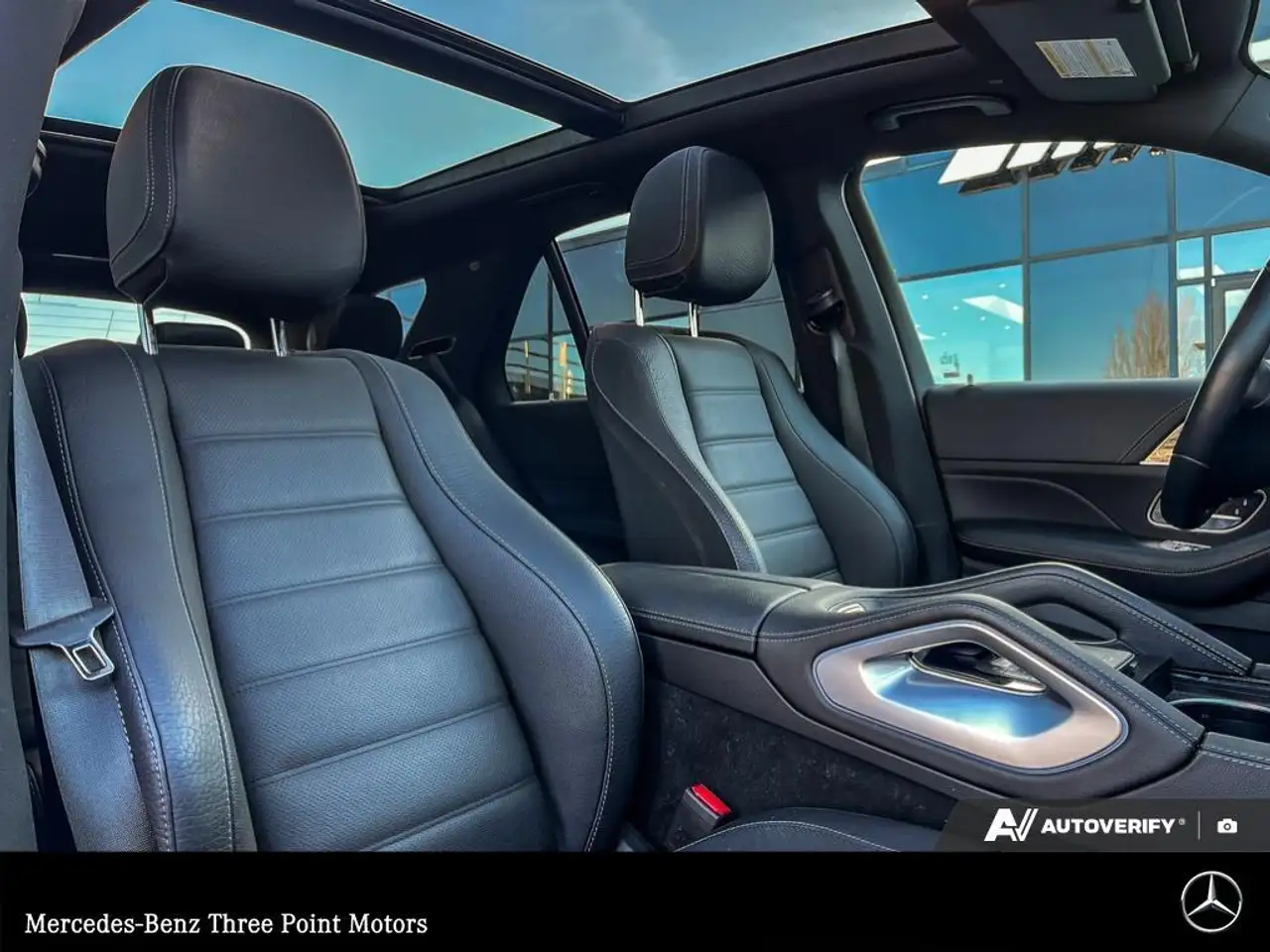 Mercedes-Benz GLE снимка Mercedes-Benz GLE