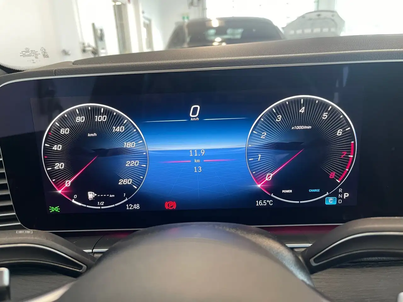 Mercedes-Benz GLE снимка Mercedes-Benz GLE