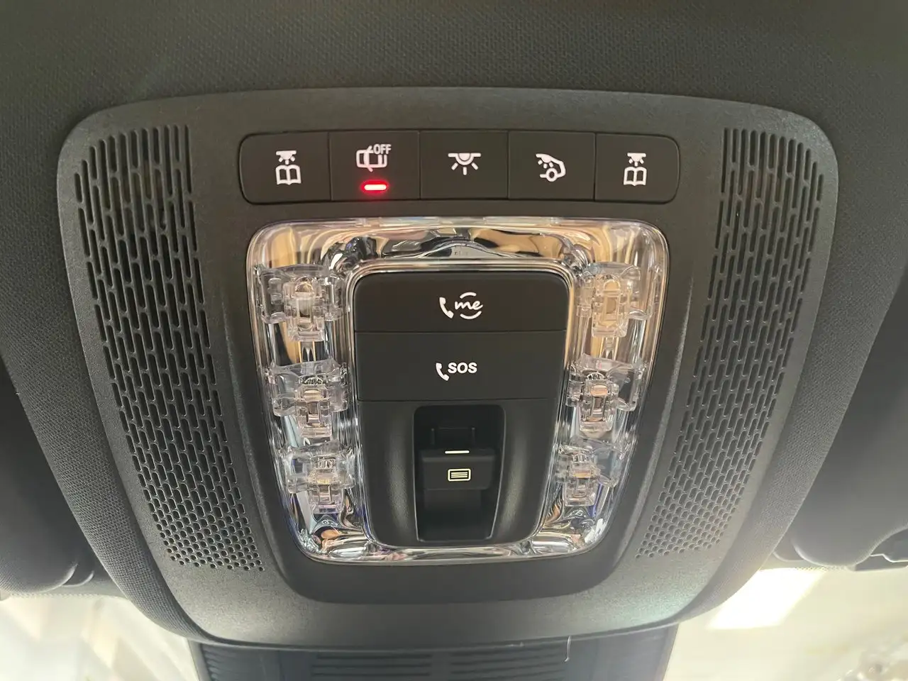Mercedes-Benz GLE снимка Mercedes-Benz GLE