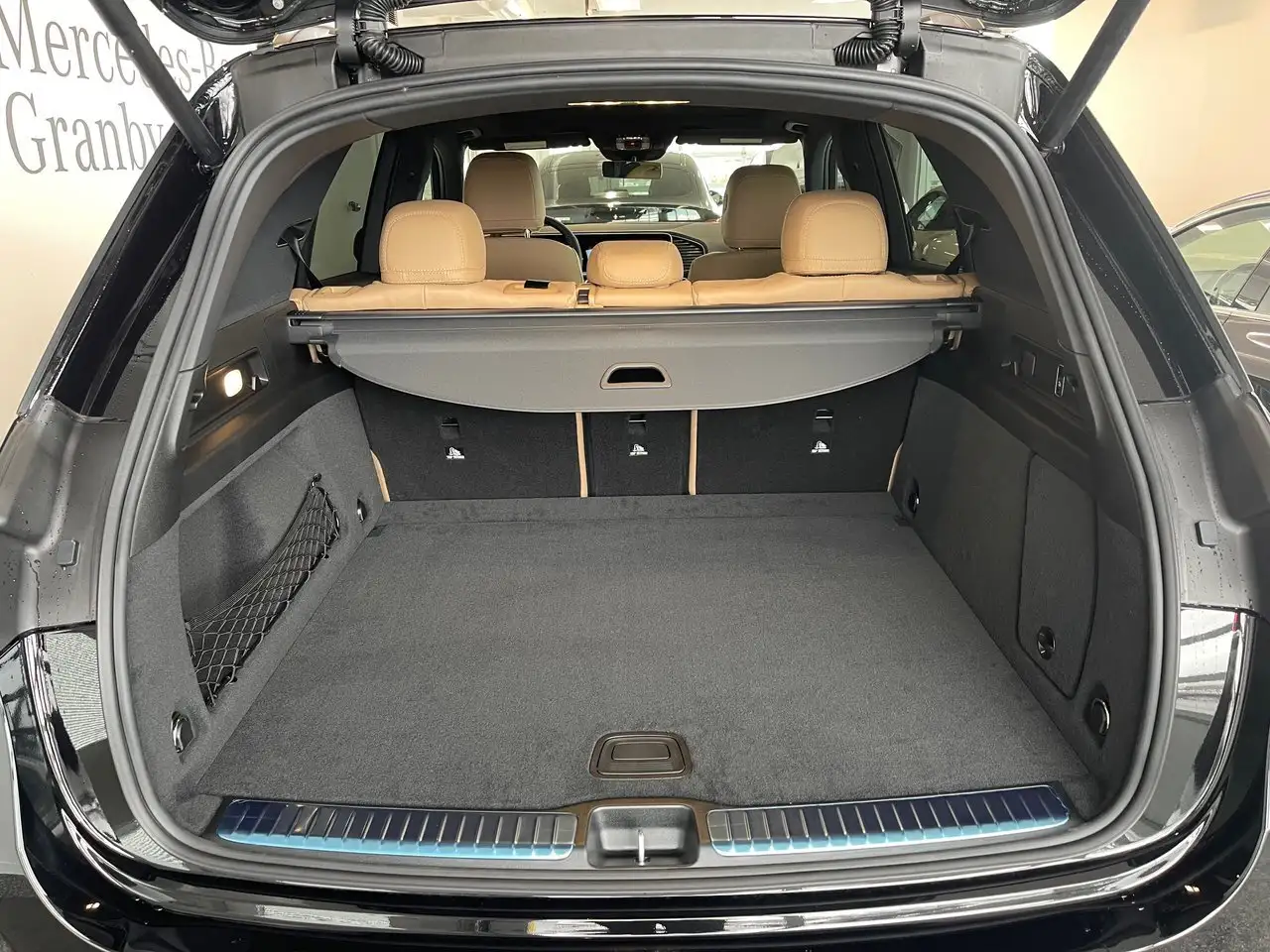 Mercedes-Benz GLE снимка Mercedes-Benz GLE