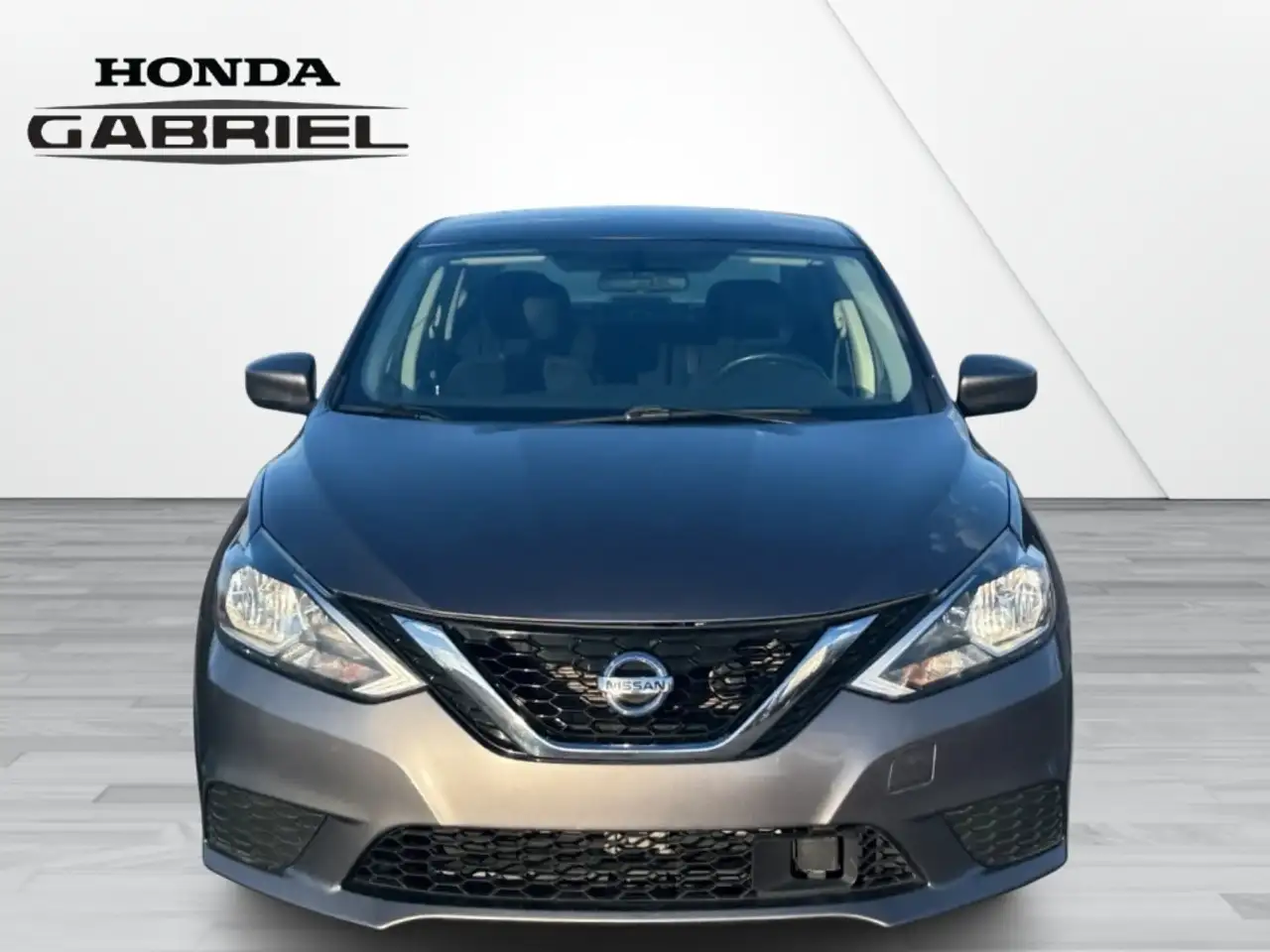 Nissan Sentra снимка Nissan Sentra