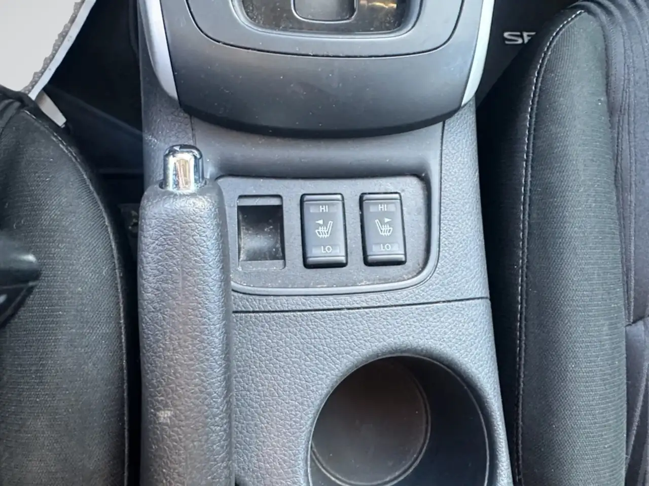 Nissan Sentra снимка Nissan Sentra
