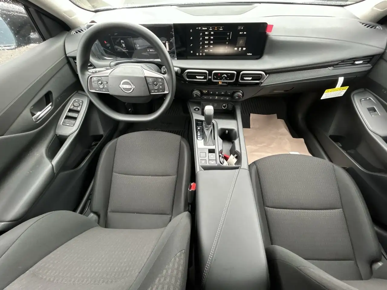 Nissan Sentra снимка Nissan Sentra
