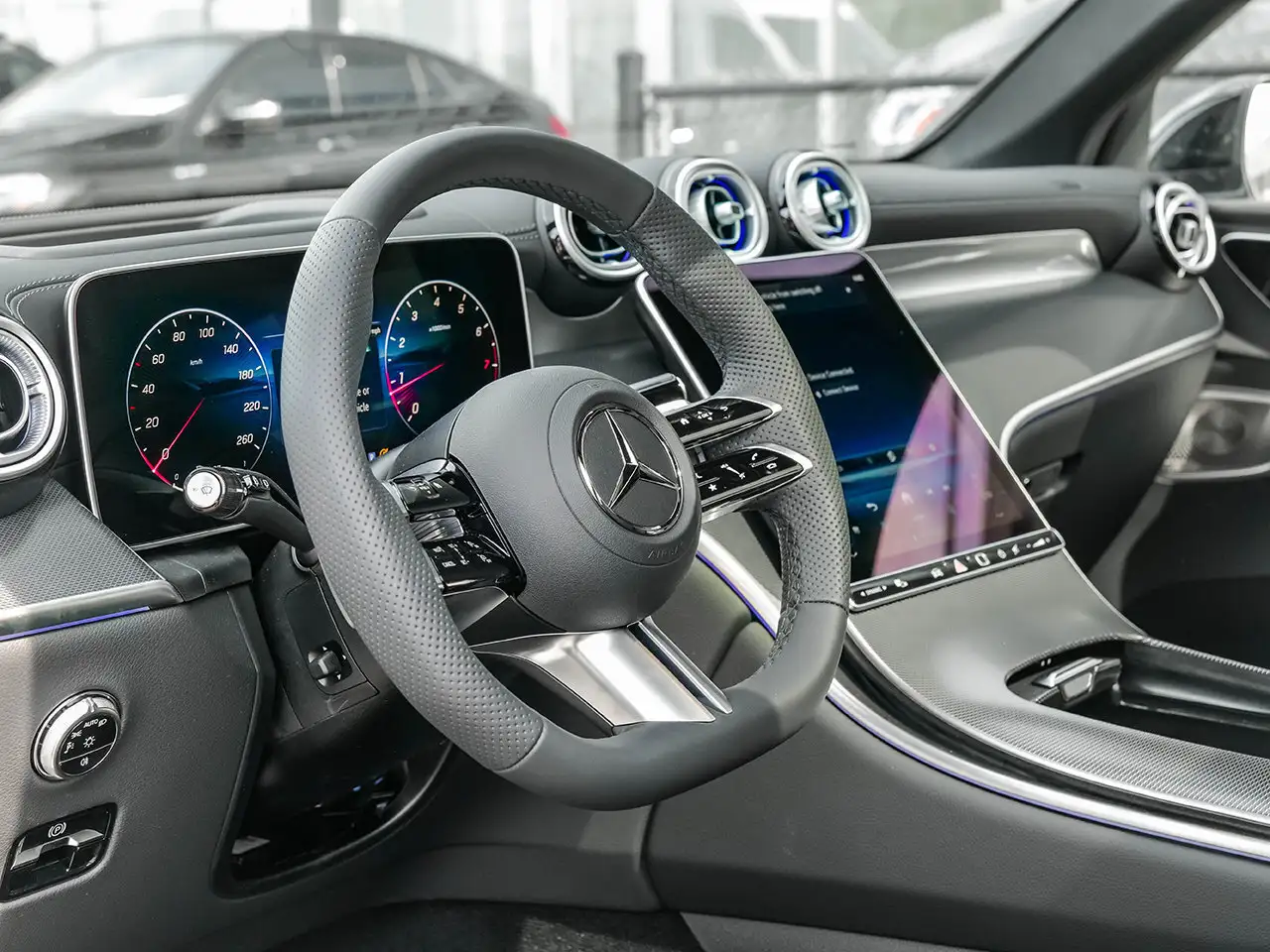 Mercedes-Benz GLC снимка Mercedes-Benz GLC