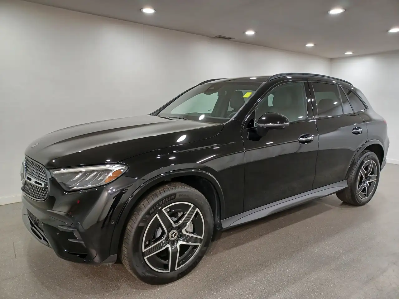 2026 Mercedes-Benz GLC