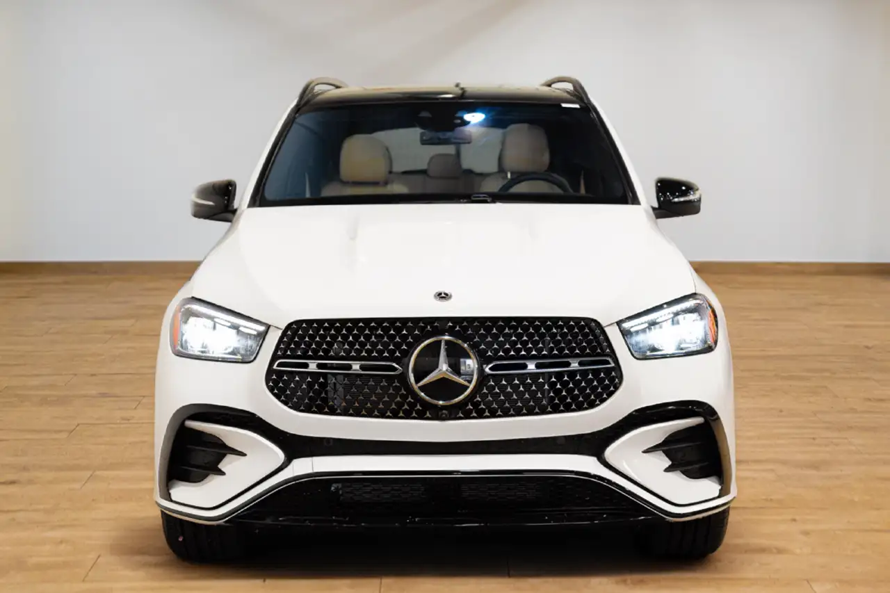 Mercedes-Benz GLE снимка Mercedes-Benz GLE