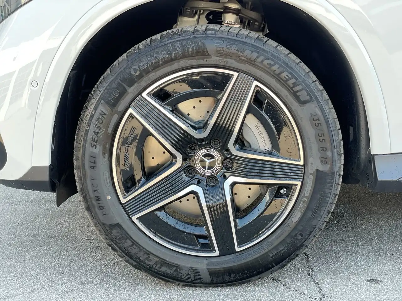 Mercedes-Benz GLC снимка Mercedes-Benz GLC
