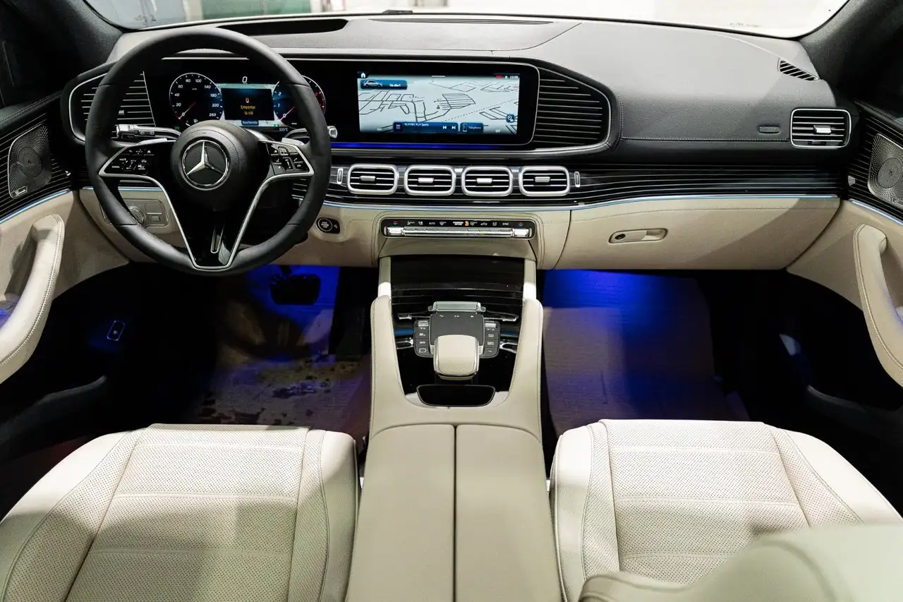 Mercedes-Benz GLE снимка Mercedes-Benz GLE