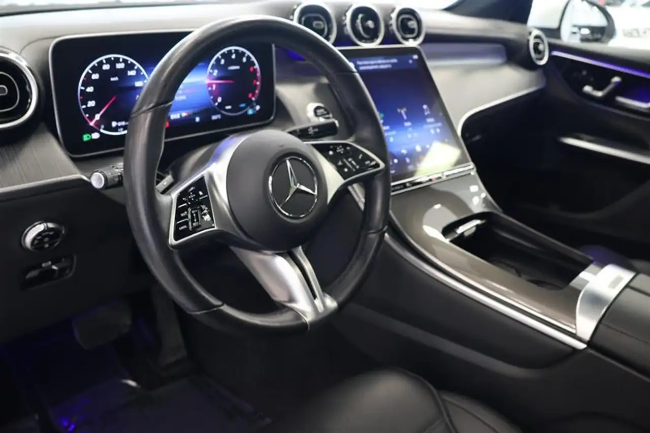 Mercedes-Benz GLC снимка Mercedes-Benz GLC