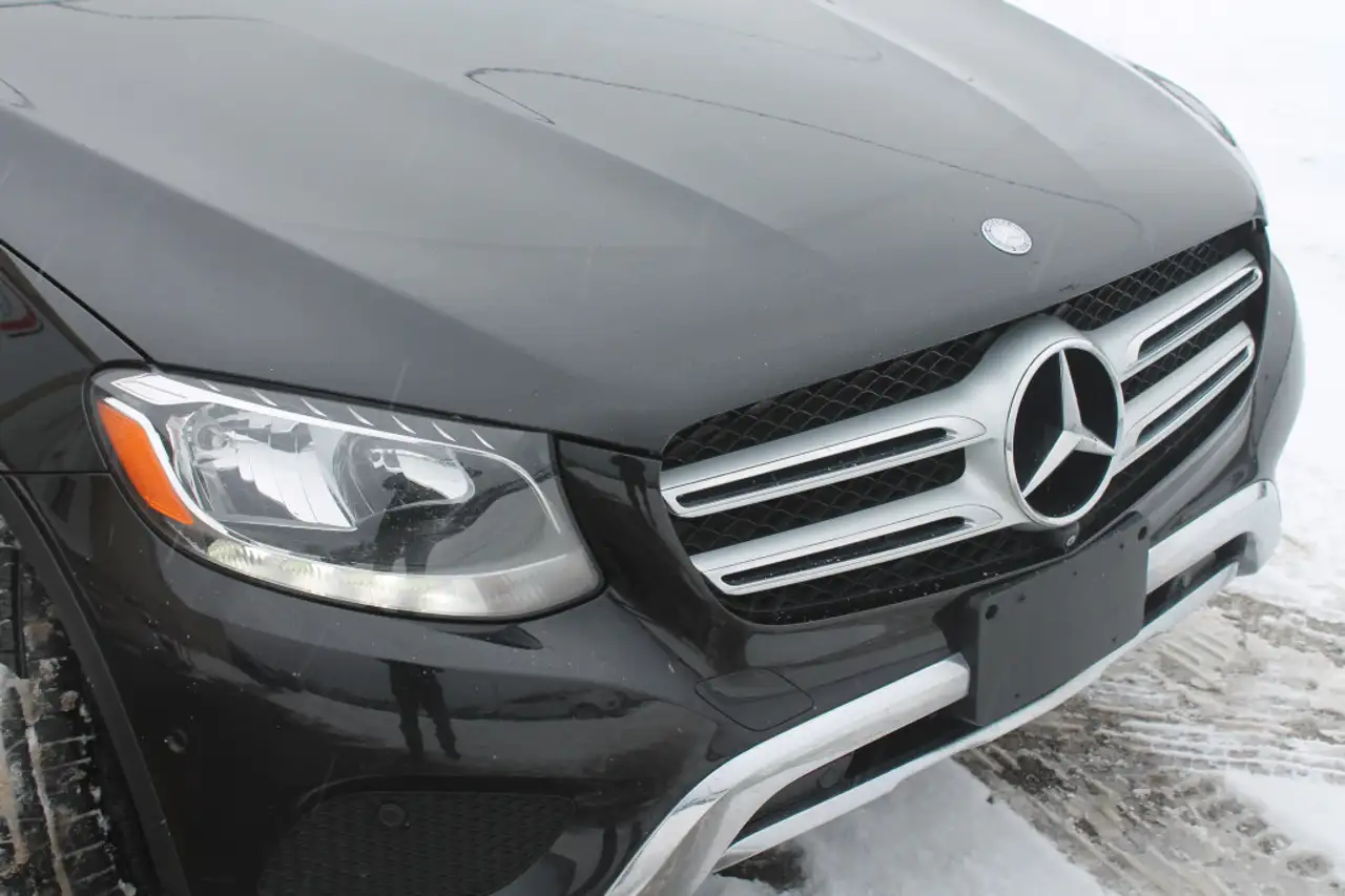 Mercedes-Benz GLC снимка Mercedes-Benz GLC