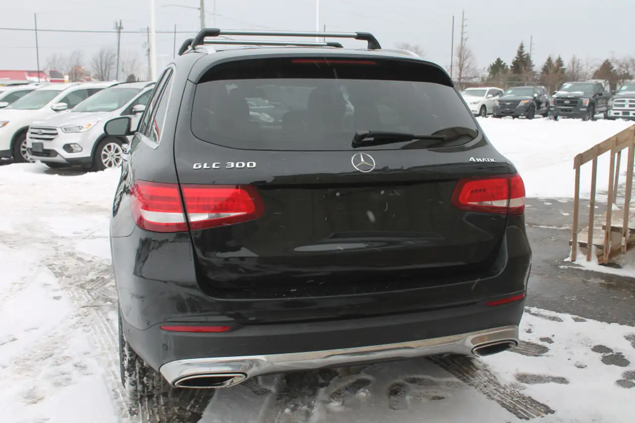 Mercedes-Benz GLC снимка Mercedes-Benz GLC