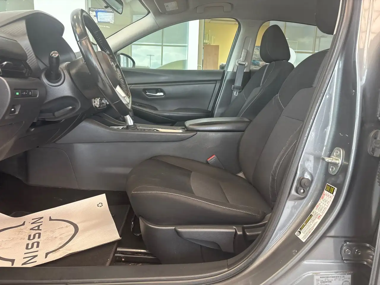 Nissan Sentra снимка Nissan Sentra