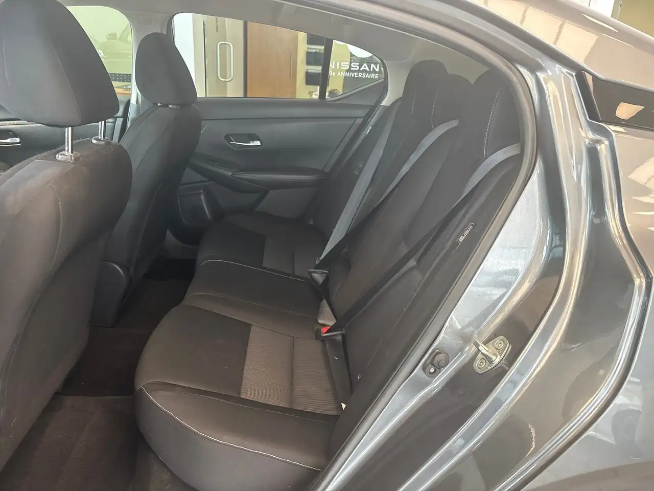 Nissan Sentra снимка Nissan Sentra