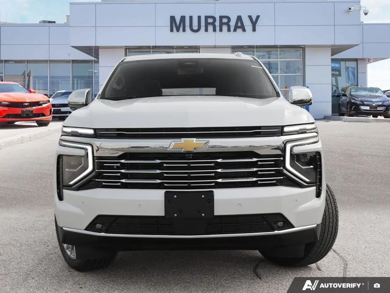 Chevrolet Suburban снимка Chevrolet Suburban