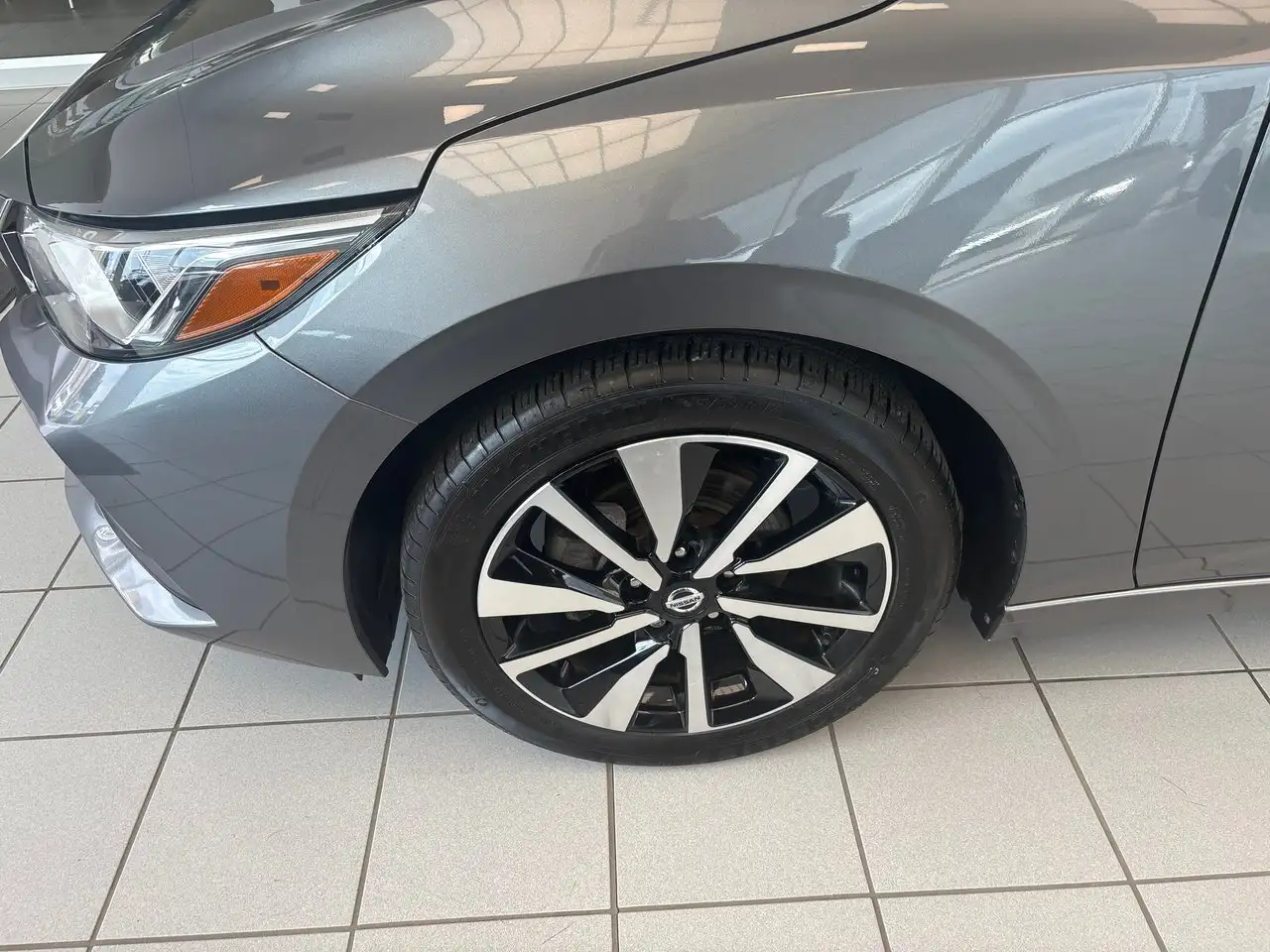 Nissan Sentra снимка Nissan Sentra