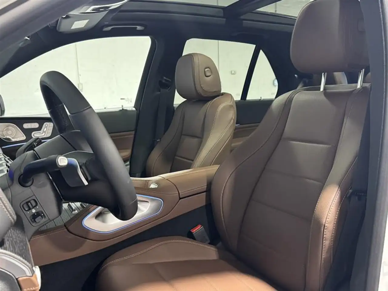 Mercedes-Benz GLE снимка Mercedes-Benz GLE