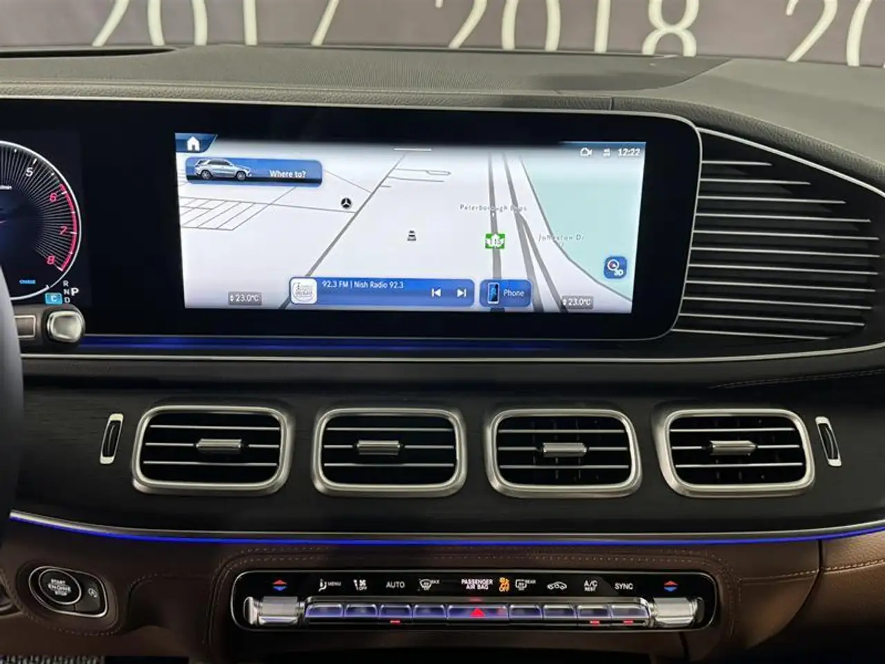Mercedes-Benz GLE снимка Mercedes-Benz GLE