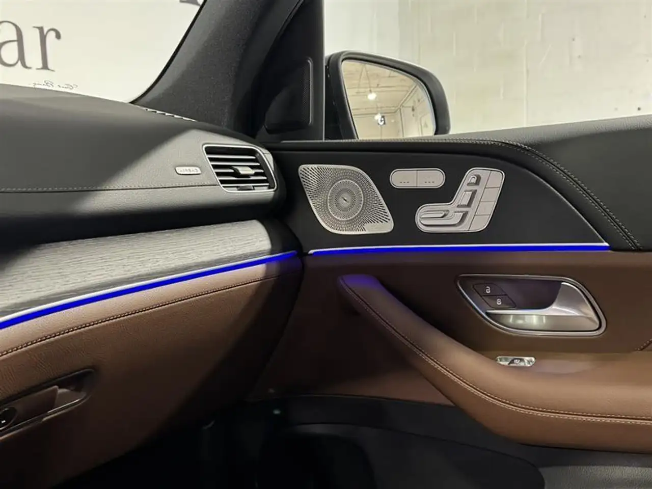 Mercedes-Benz GLE снимка Mercedes-Benz GLE