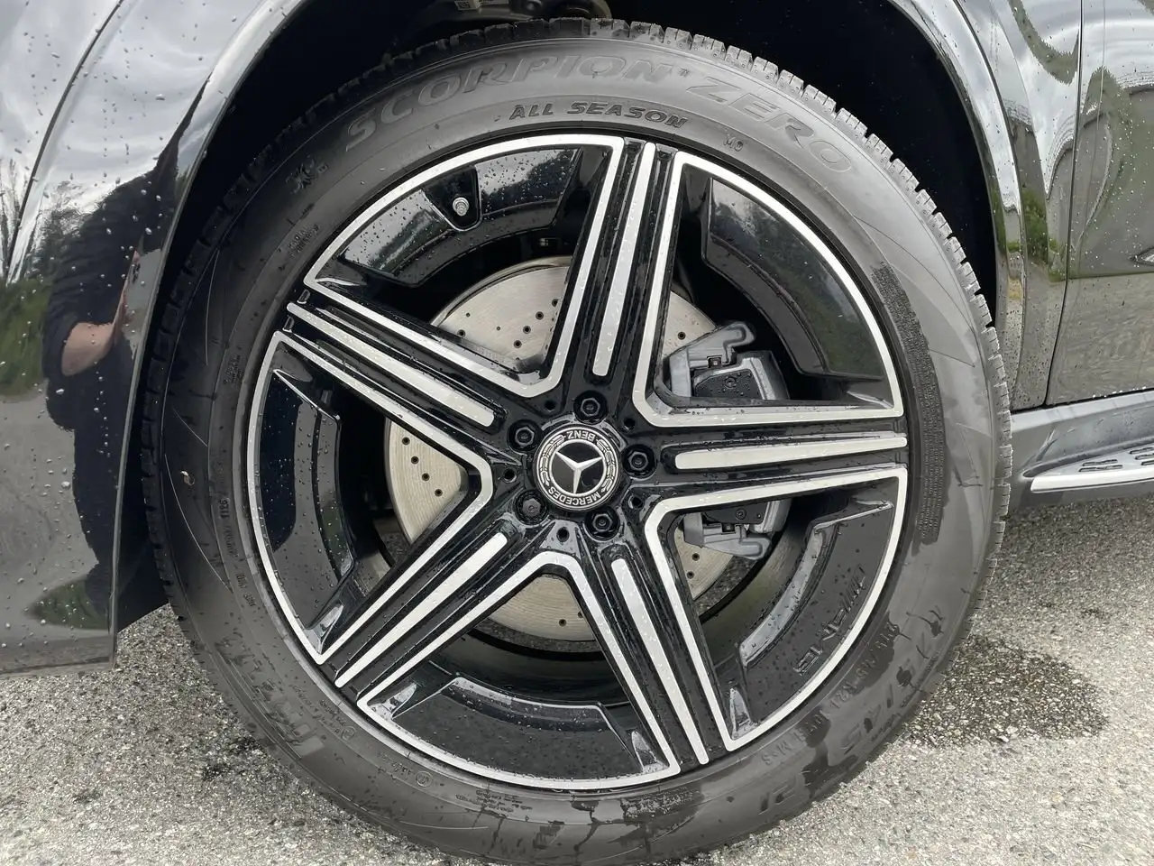 Mercedes-Benz GLE снимка Mercedes-Benz GLE