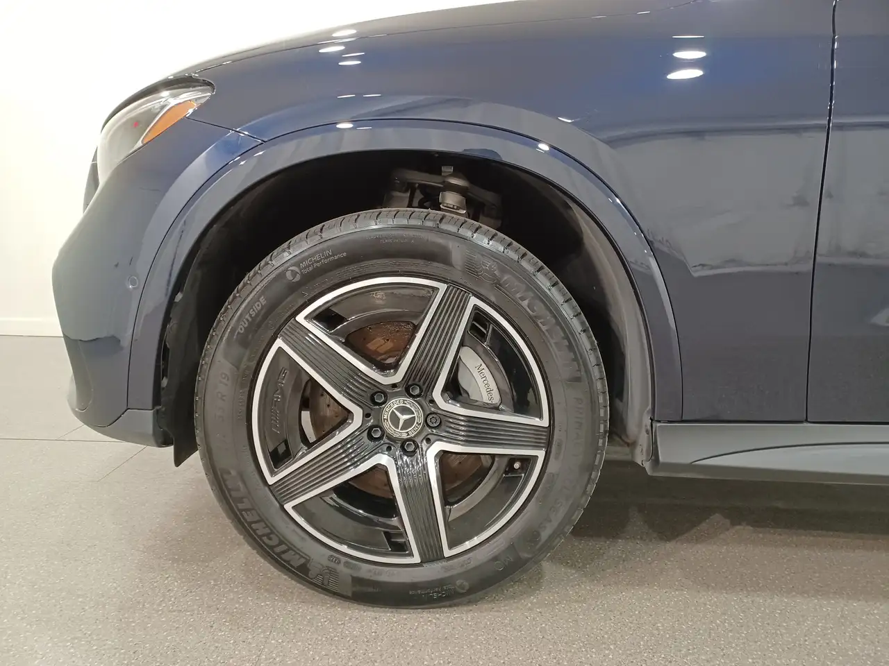 Mercedes-Benz GLC снимка Mercedes-Benz GLC