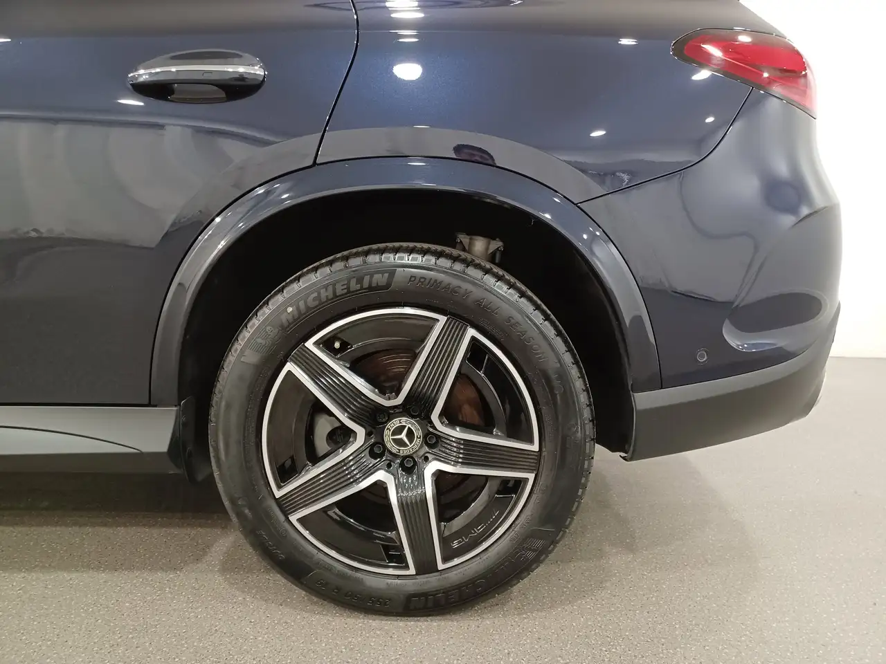 Mercedes-Benz GLC снимка Mercedes-Benz GLC