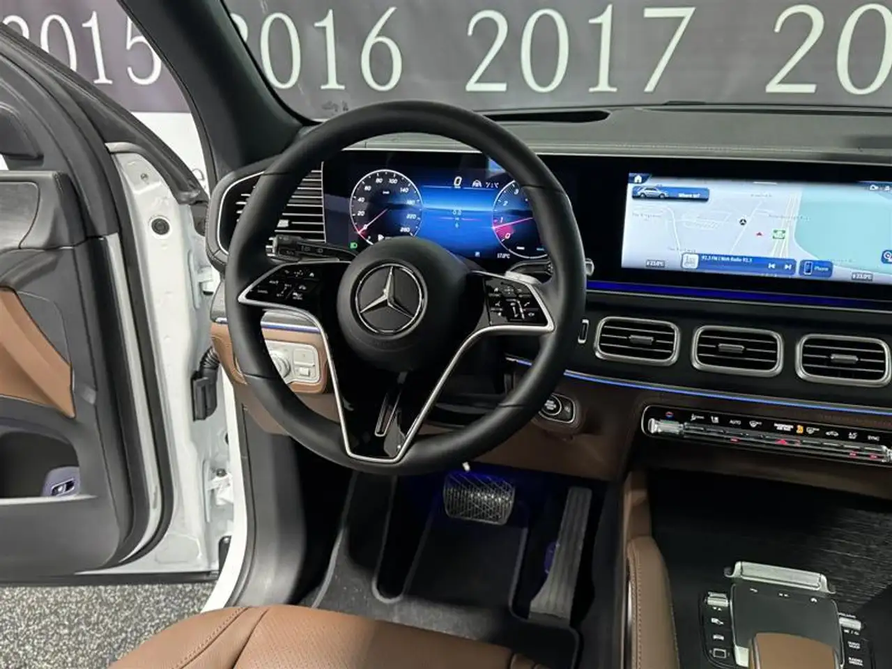 Mercedes-Benz GLE снимка Mercedes-Benz GLE