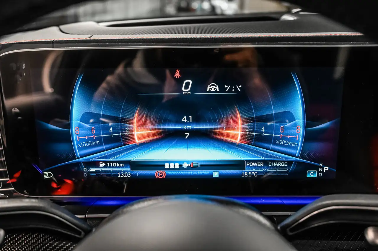 Mercedes-Benz GLE снимка Mercedes-Benz GLE