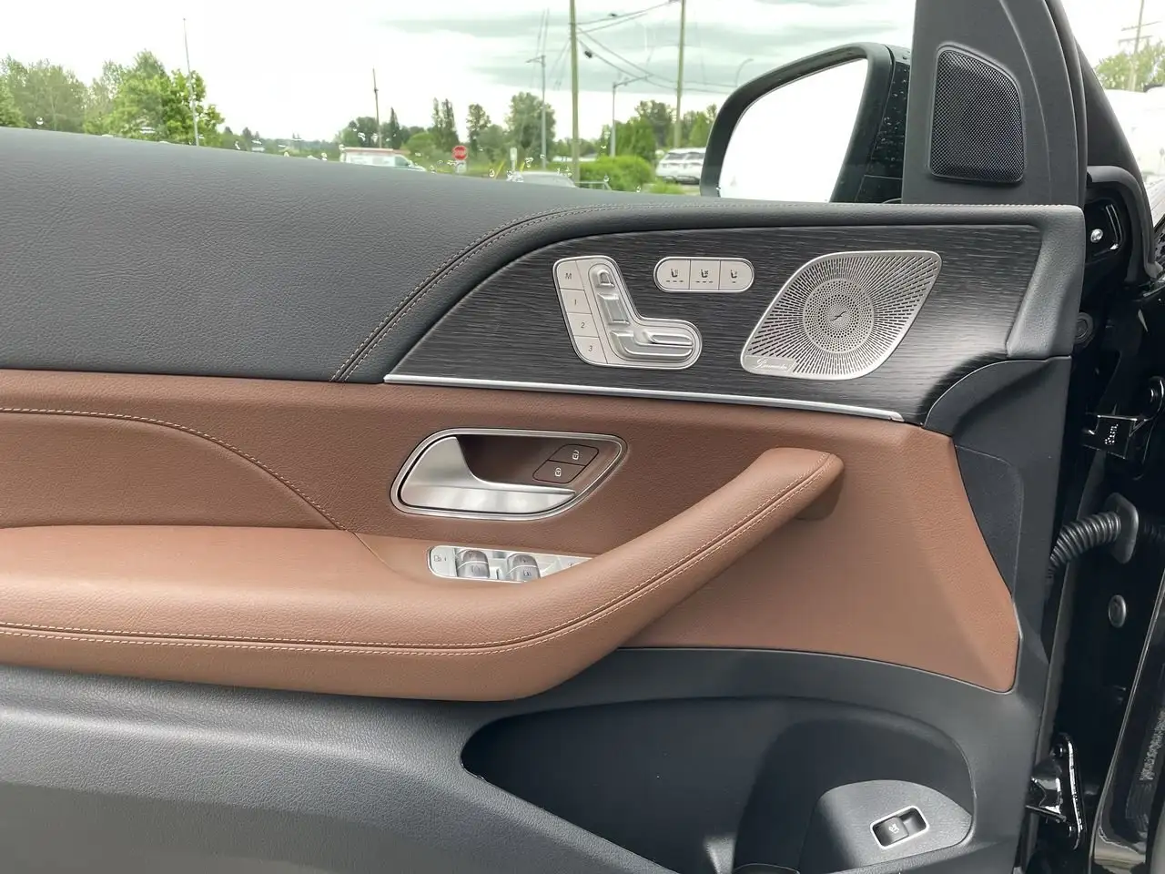 Mercedes-Benz GLE снимка Mercedes-Benz GLE
