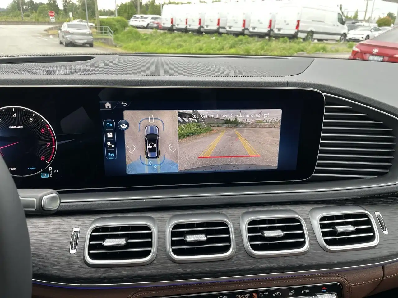 Mercedes-Benz GLE снимка Mercedes-Benz GLE