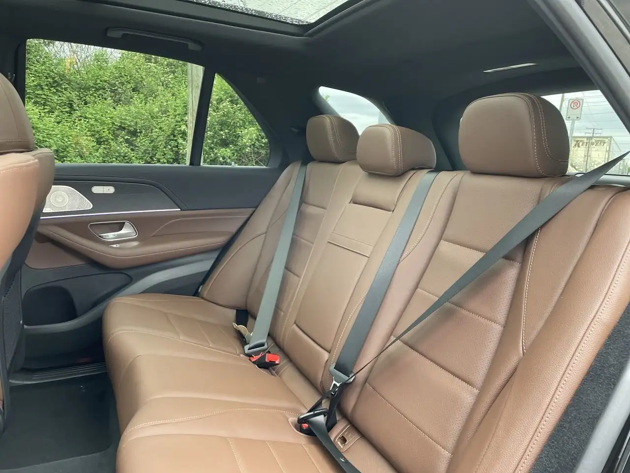 Mercedes-Benz GLE снимка Mercedes-Benz GLE