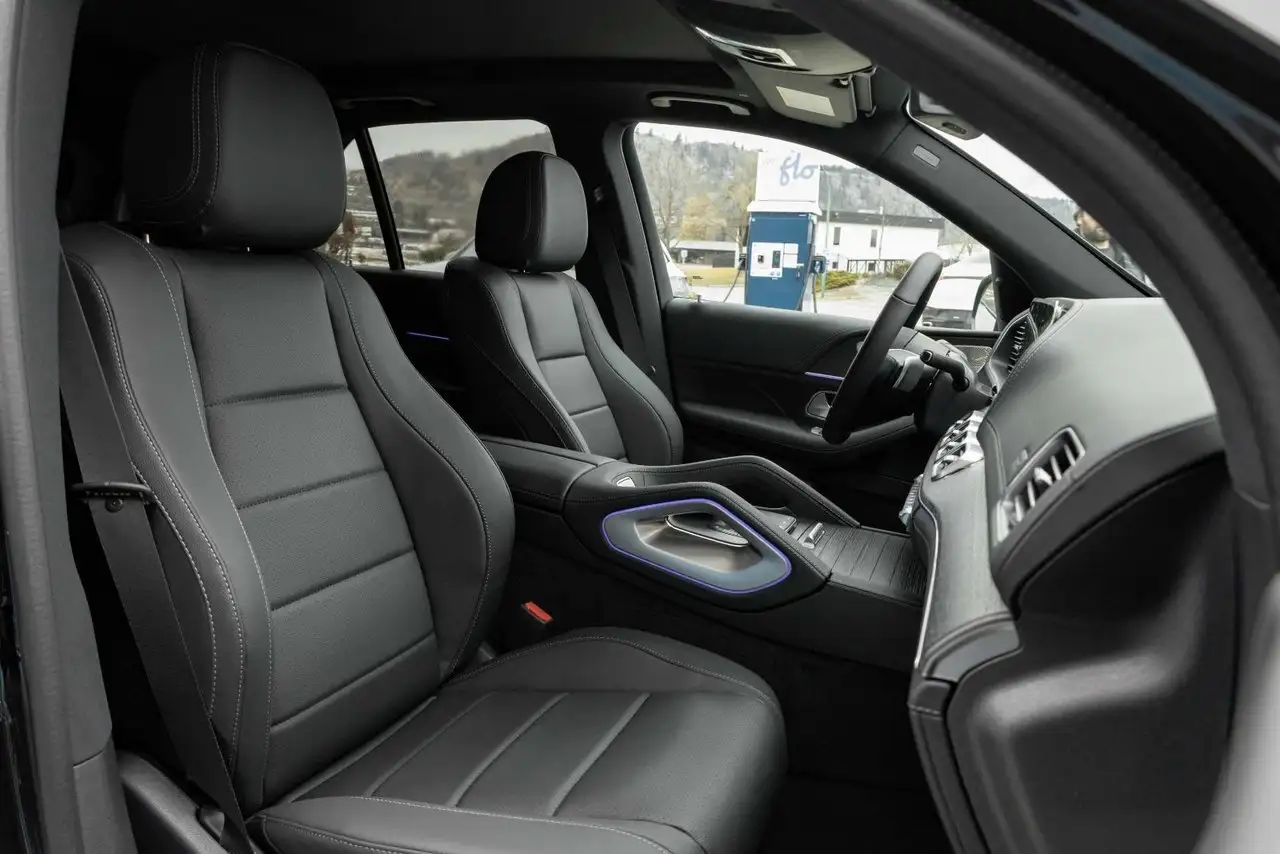 Mercedes-Benz GLE снимка Mercedes-Benz GLE