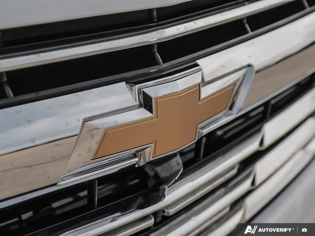 Chevrolet Suburban снимка Chevrolet Suburban