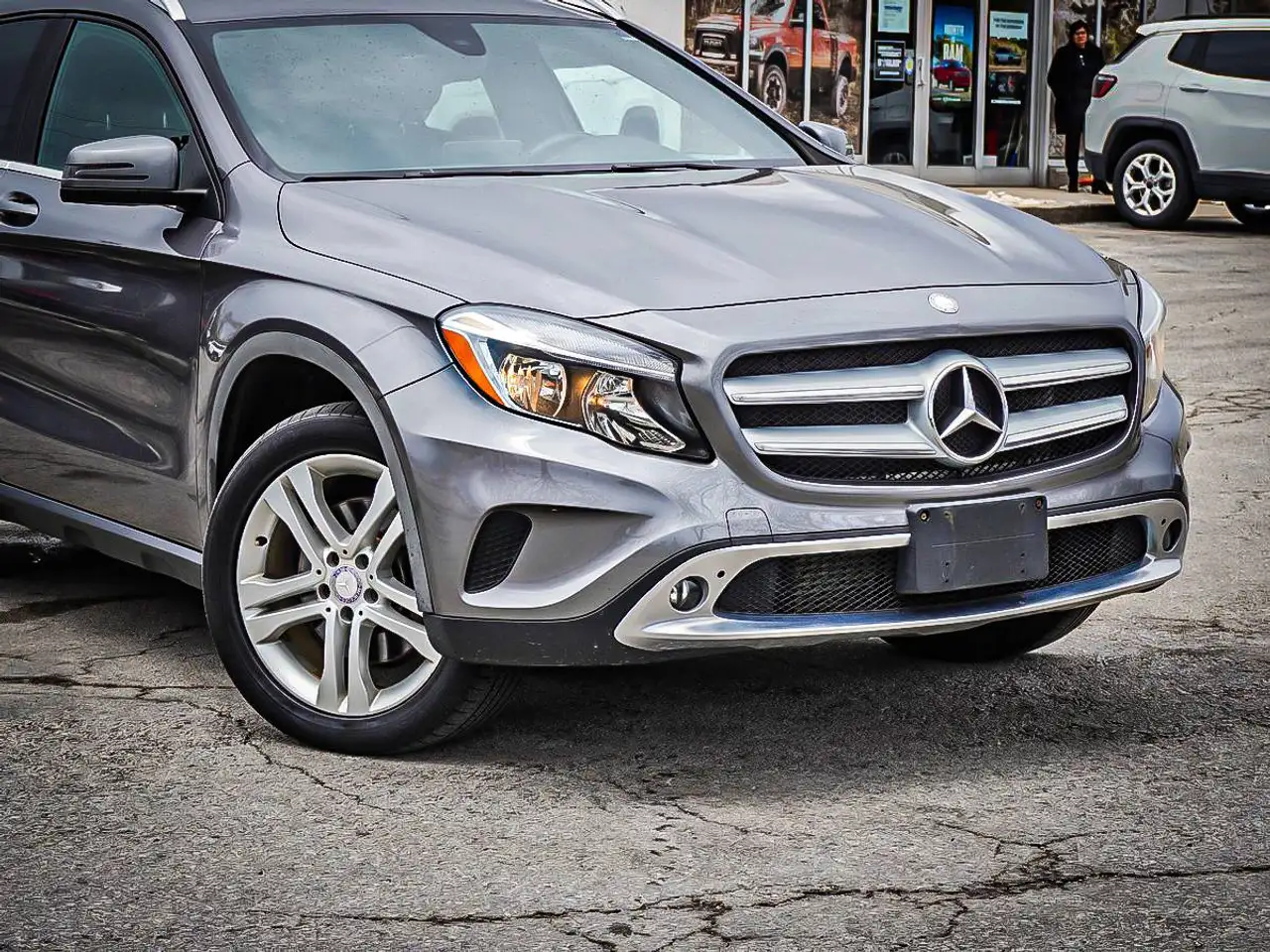 Mercedes-Benz GLA photo Mercedes-Benz GLA