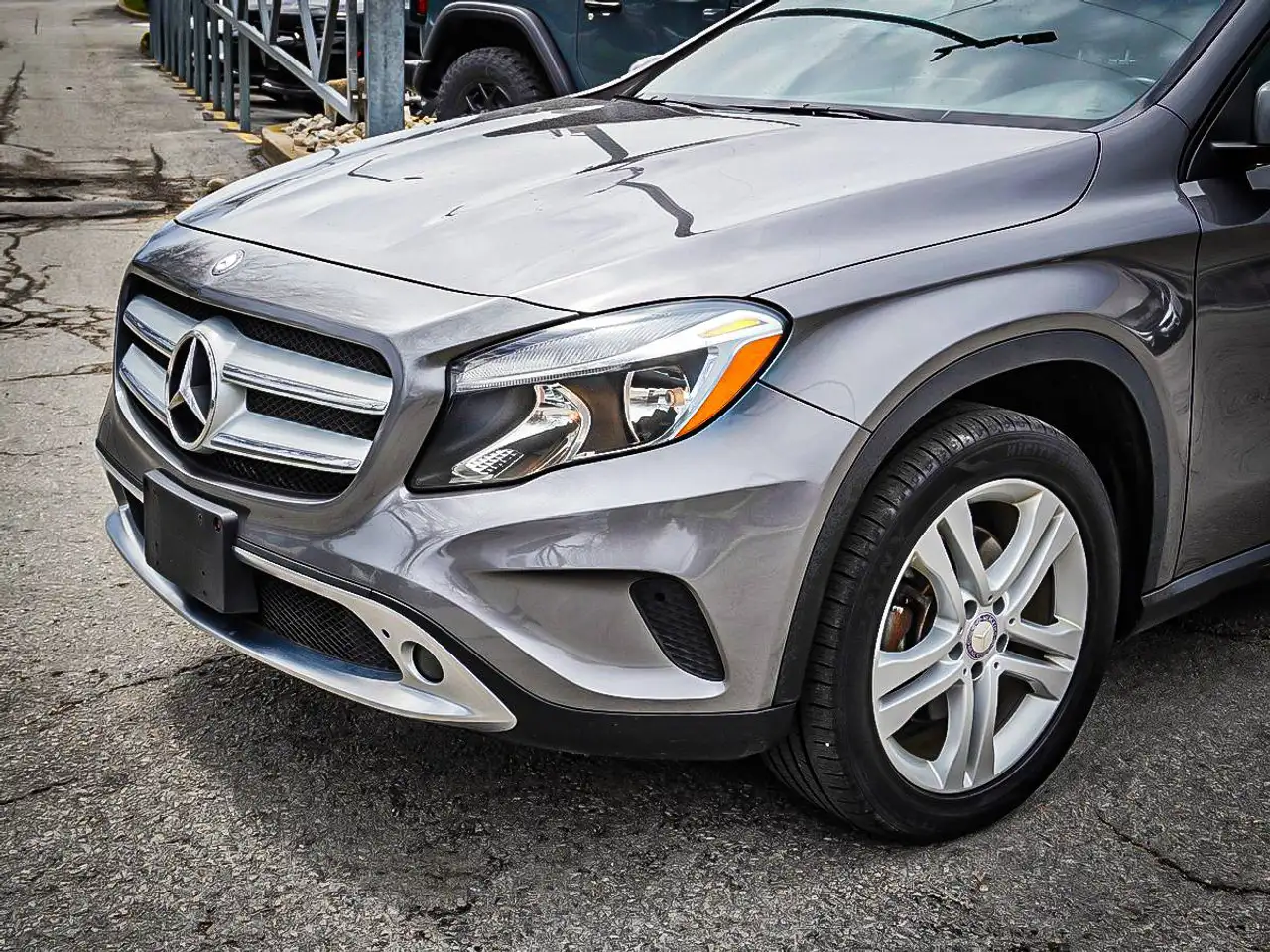 Mercedes-Benz GLA photo Mercedes-Benz GLA