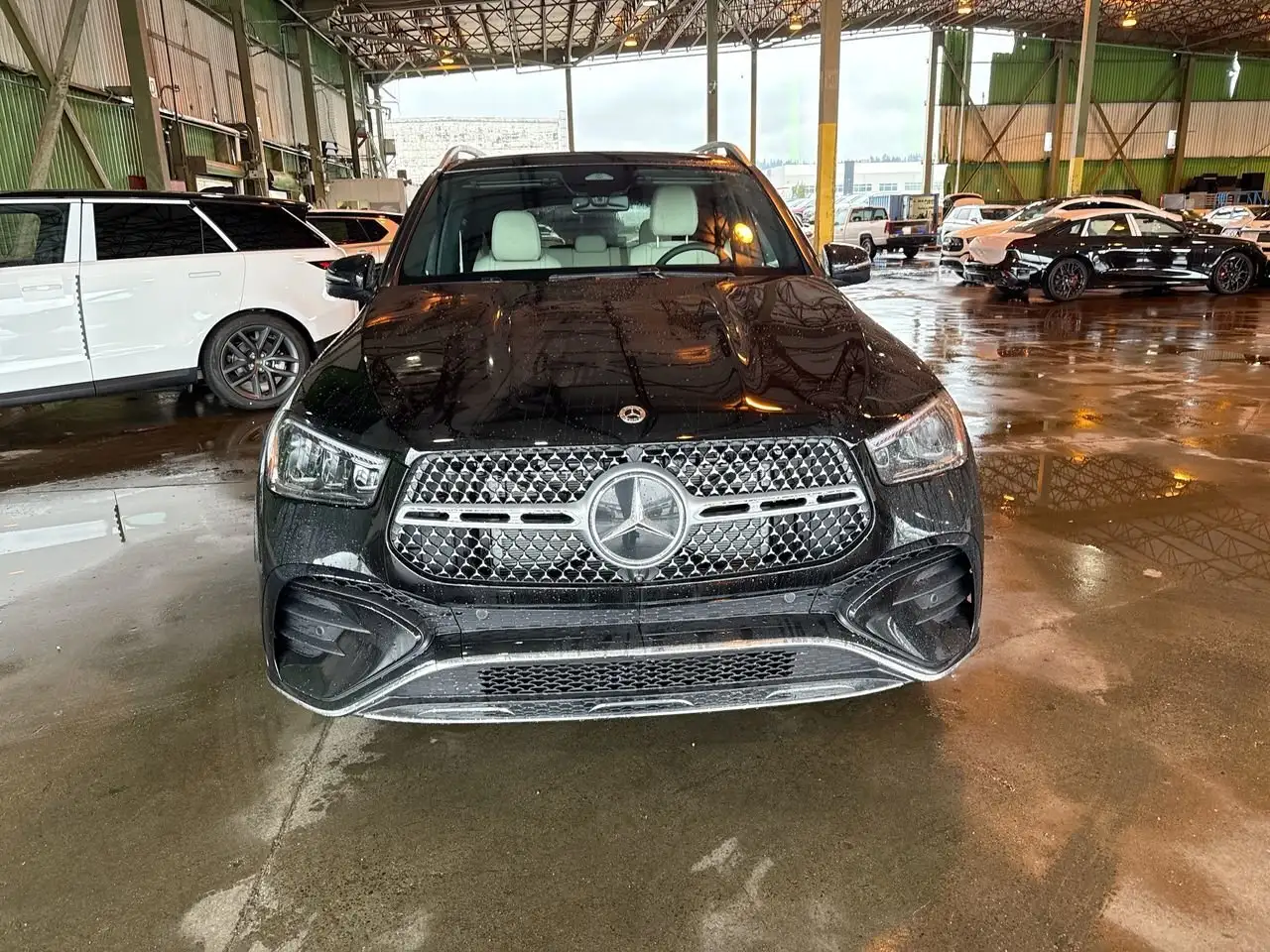 Mercedes-Benz GLE снимка Mercedes-Benz GLE